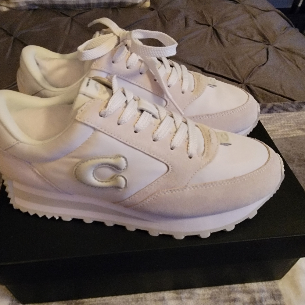 Coach White Sneakers with Minimalist Design and Rubber Sole